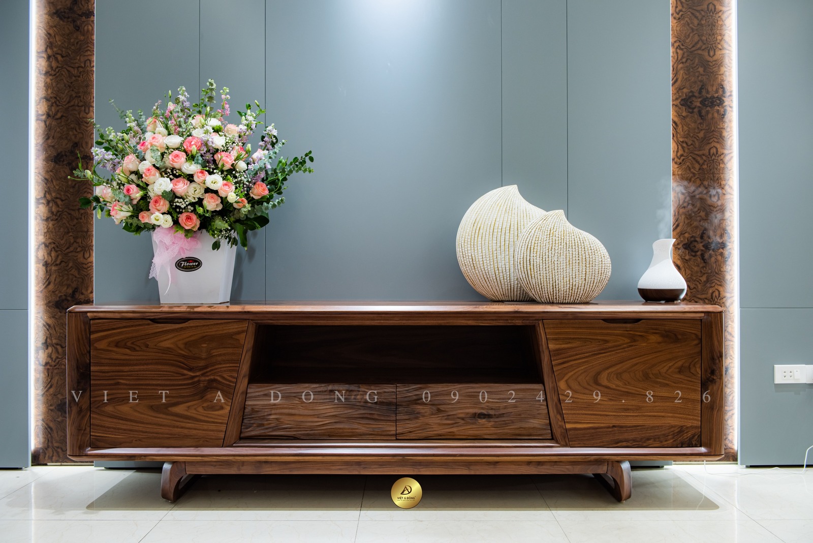 kệ tivi gỗ óc chó